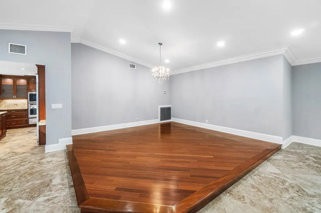 2150 NW 23rd Way Boca Raton FL 33431