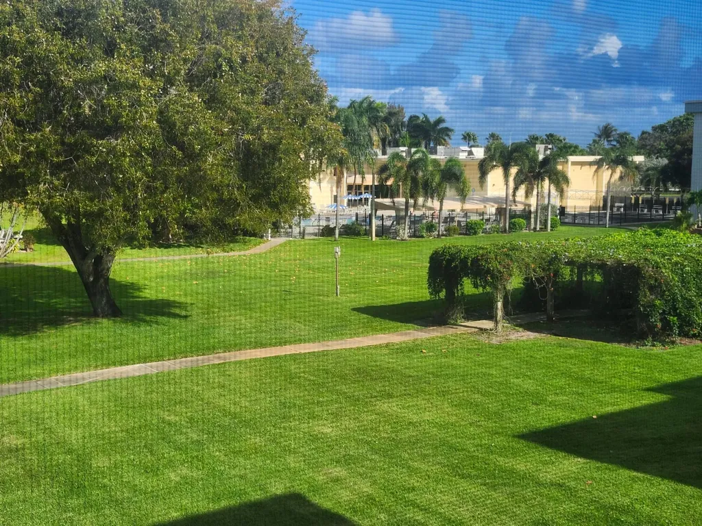 2600 NE 1st Lane Boynton Beach FL 33435
