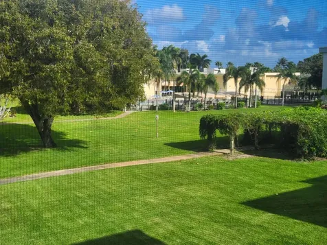 2600 NE 1st Lane Boynton Beach FL 33435