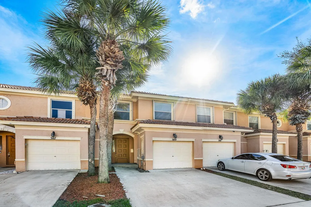 389 River Bluff Lane Royal Palm Beach FL 33411
