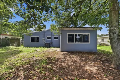 3821 NW 4th Place Lauderhill FL 33311
