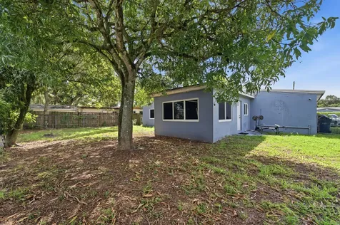 3821 NW 4th Place Lauderhill FL 33311