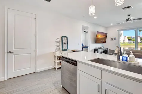 7017 Peters Lane Delray Beach FL 33446