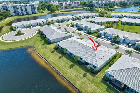 7017 Peters Lane Delray Beach FL 33446