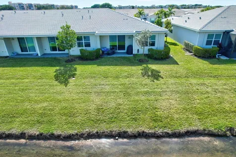 7017 Peters Lane Delray Beach FL 33446