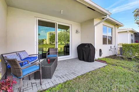 7017 Peters Lane Delray Beach FL 33446