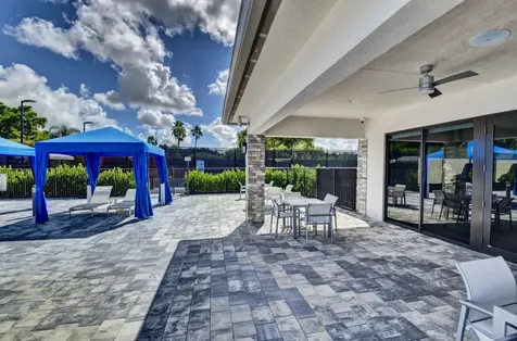 7017 Peters Lane Delray Beach FL 33446