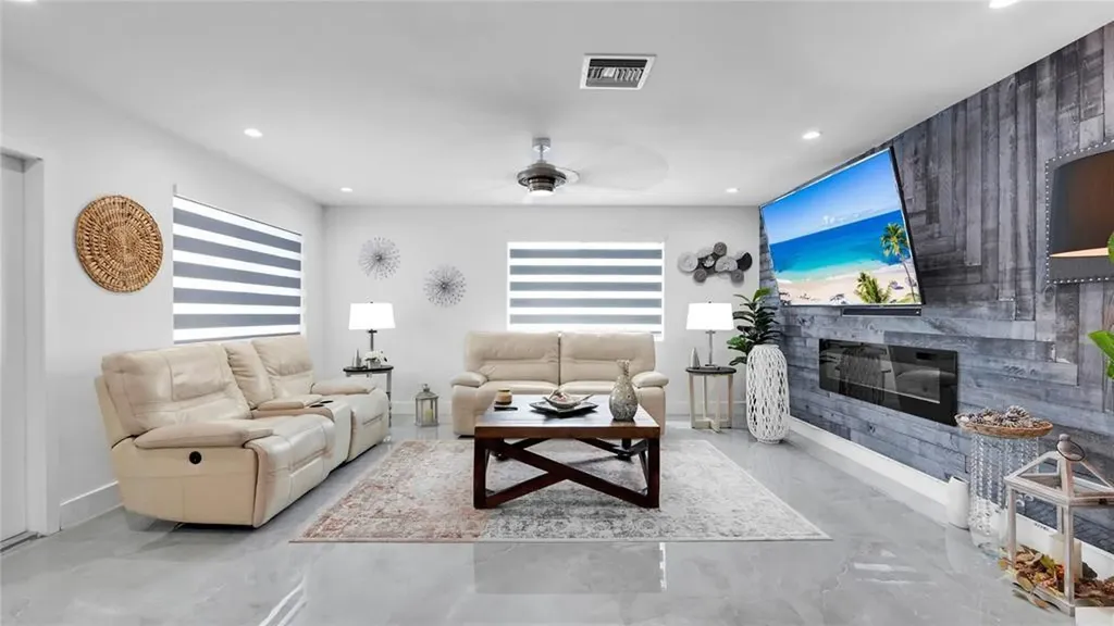 6290 W 16th Avenue Hialeah FL 33012