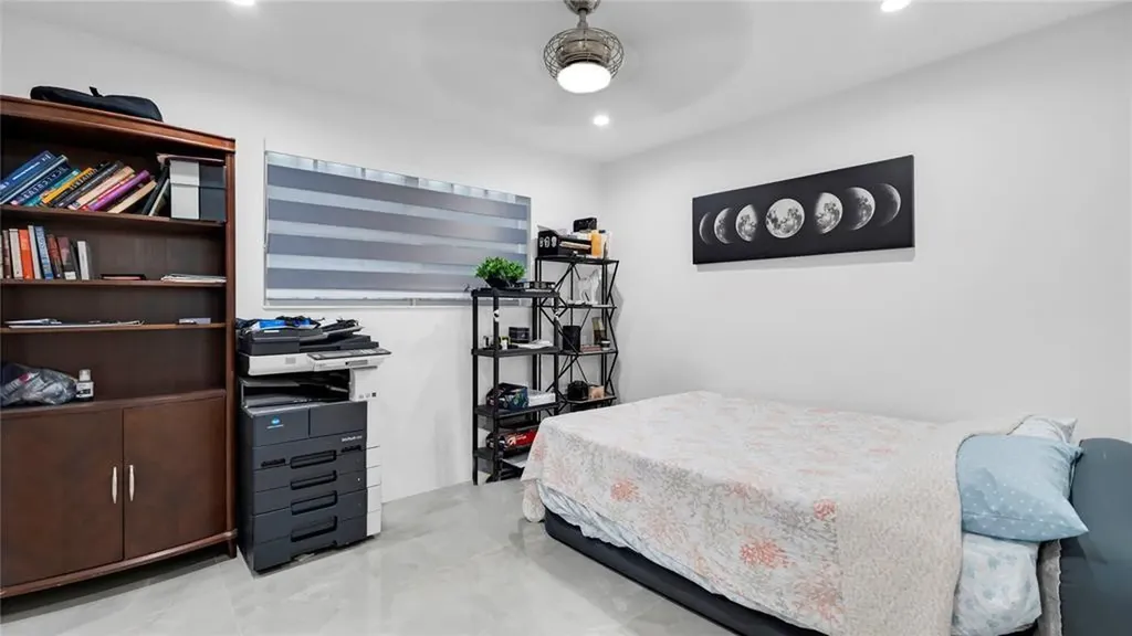 6290 W 16th Avenue Hialeah FL 33012