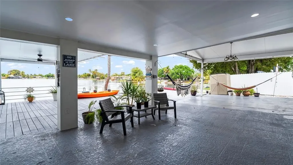 6290 W 16th Avenue Hialeah FL 33012