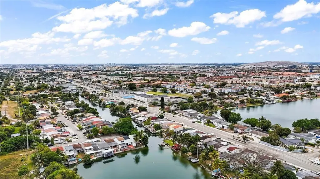 6290 W 16th Avenue Hialeah FL 33012