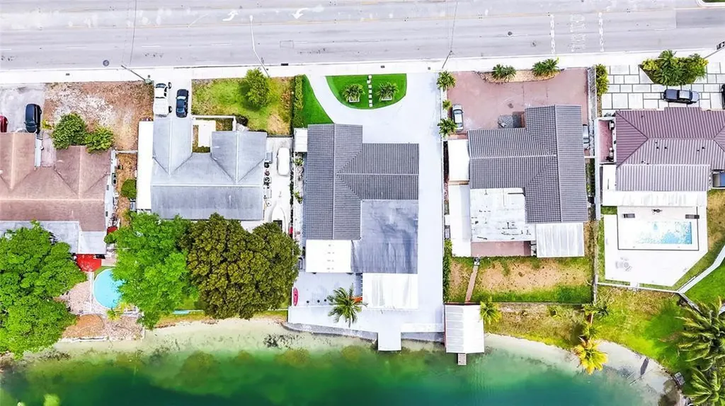 6290 W 16th Avenue Hialeah FL 33012