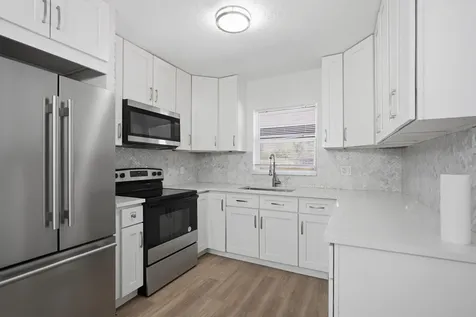 4630 NE 3rd Terrace Oakland Park FL 33334