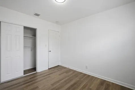 4630 NE 3rd Terrace Oakland Park FL 33334