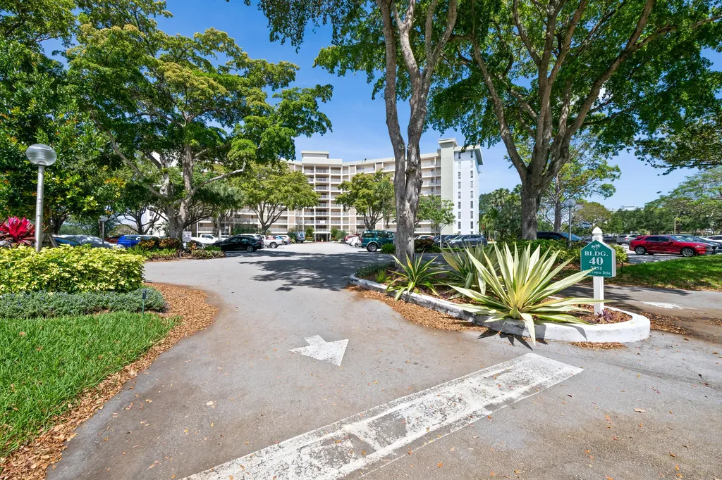 3051 N Course Drive Pompano Beach FL 33069