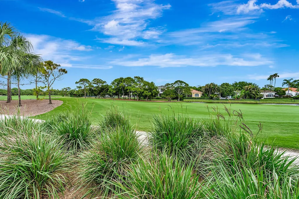 117 W Village Way Jupiter FL 33458