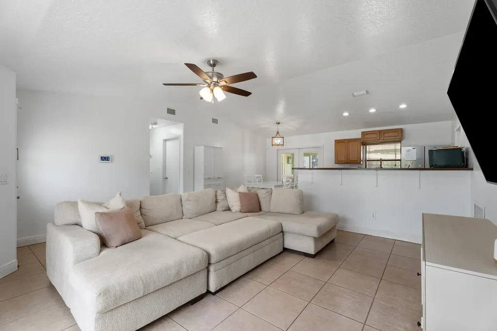 452 SW David Terrace Port St Lucie FL 34953