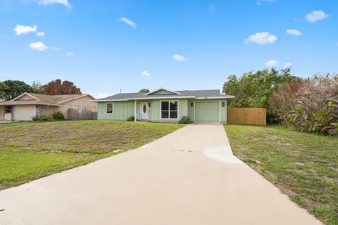 452 SW David Terrace Port St Lucie FL 34953