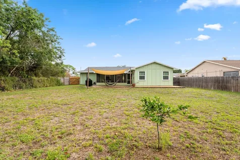 452 SW David Terrace Port St Lucie FL 34953