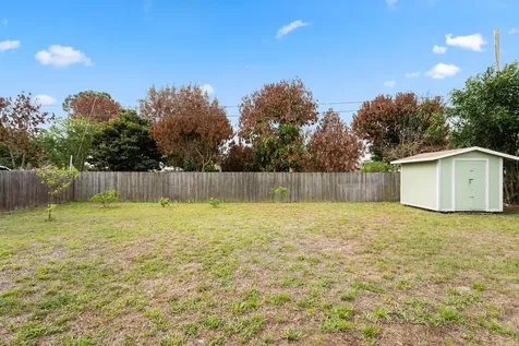 452 SW David Terrace Port St Lucie FL 34953