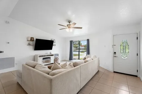 452 SW David Terrace Port St Lucie FL 34953