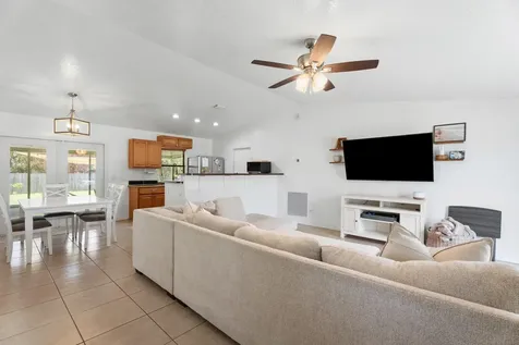 452 SW David Terrace Port St Lucie FL 34953