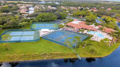 903 Harbour Pointe Way Greenacres FL 33413