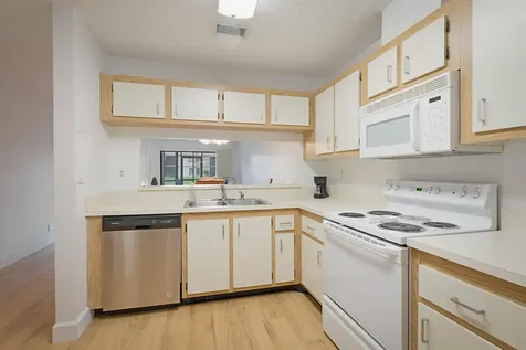 903 Harbour Pointe Way Greenacres FL 33413