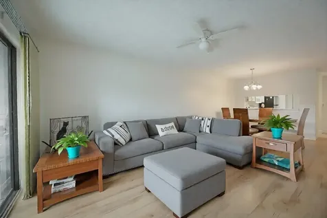 903 Harbour Pointe Way Greenacres FL 33413