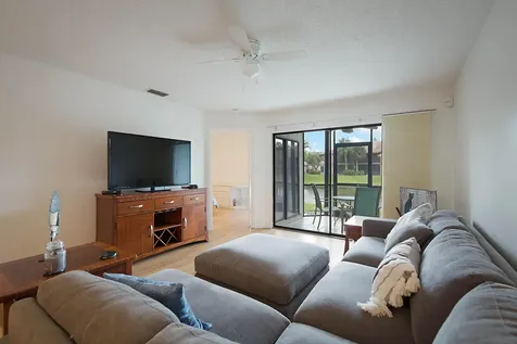 903 Harbour Pointe Way Greenacres FL 33413