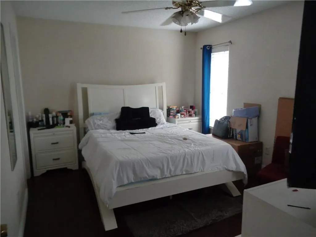 9571 Sunset Strip Sunrise FL 33322