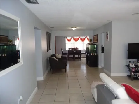 9571 Sunset Strip Sunrise FL 33322