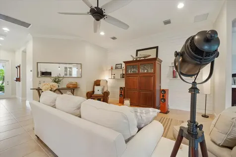 235 11th Square SW Vero Beach FL 32962