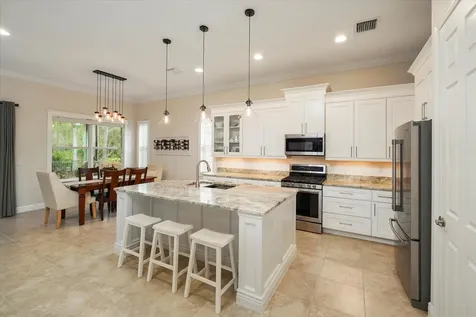 235 11th Square SW Vero Beach FL 32962