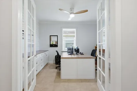 235 11th Square SW Vero Beach FL 32962