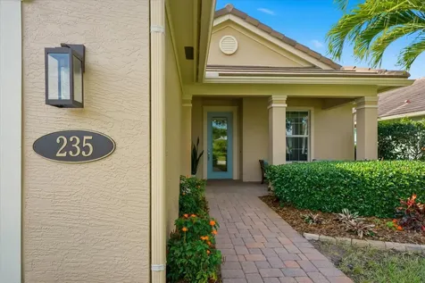 235 11th Square SW Vero Beach FL 32962