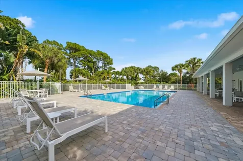235 11th Square SW Vero Beach FL 32962