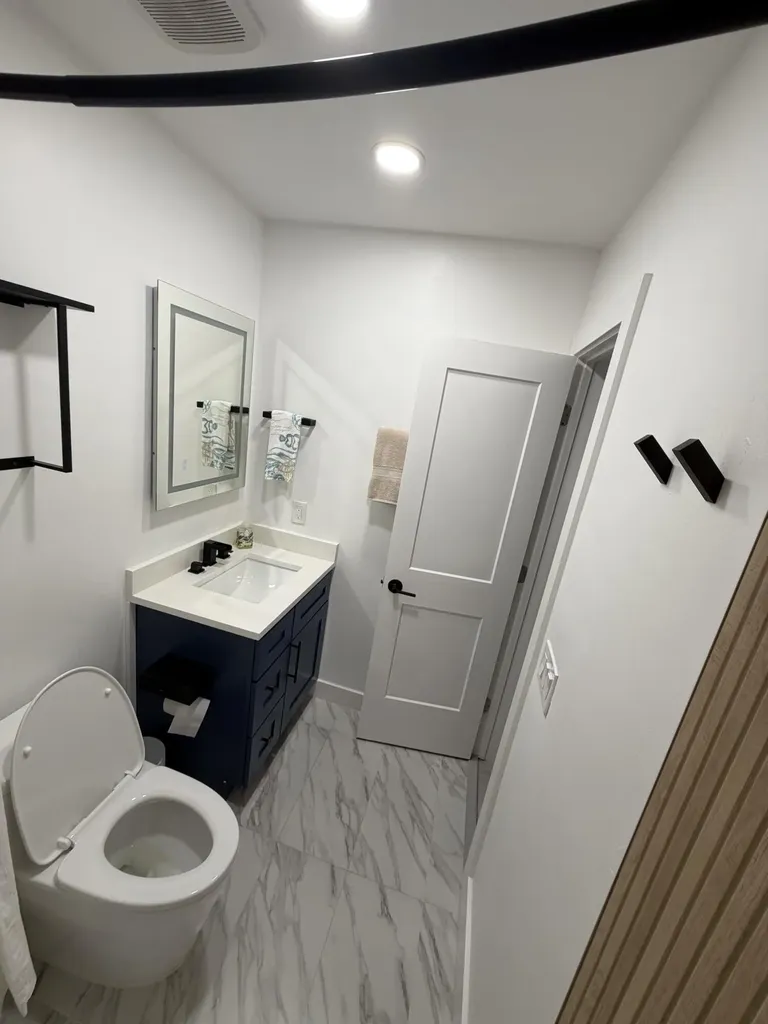 298 SW 6th Street Boca Raton FL 33432