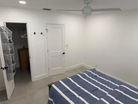 298 SW 6th Street Boca Raton FL 33432