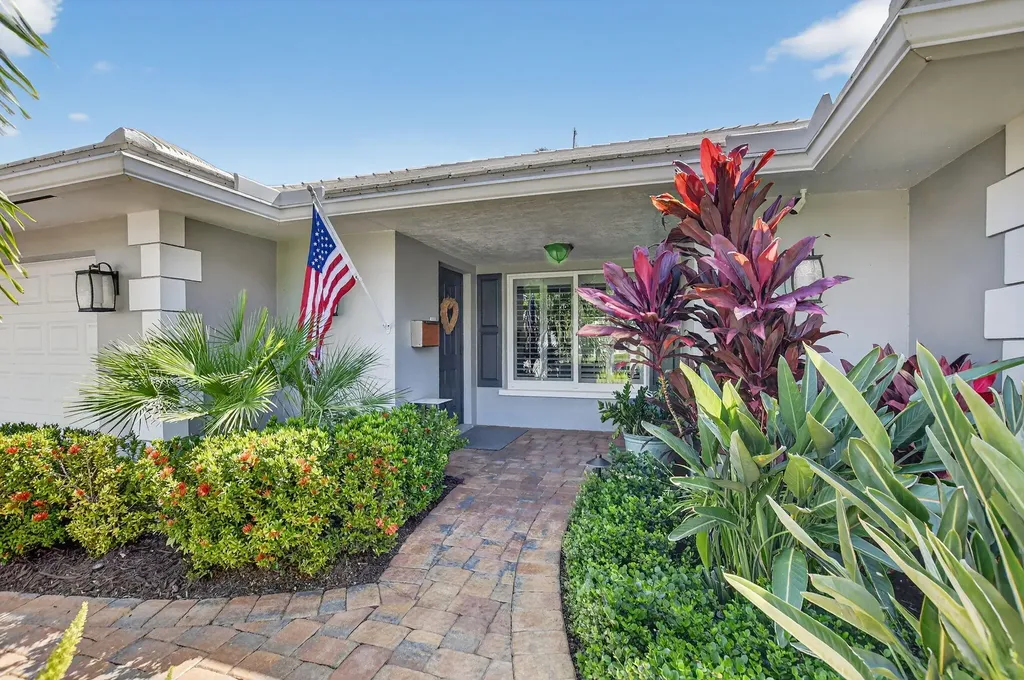 1388 Walnut Terrace Boca Raton FL 33486