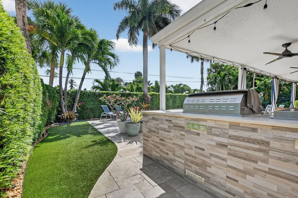1388 Walnut Terrace Boca Raton FL 33486