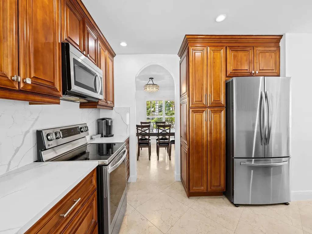 6611 NE 21st Lane Fort Lauderdale FL 33308