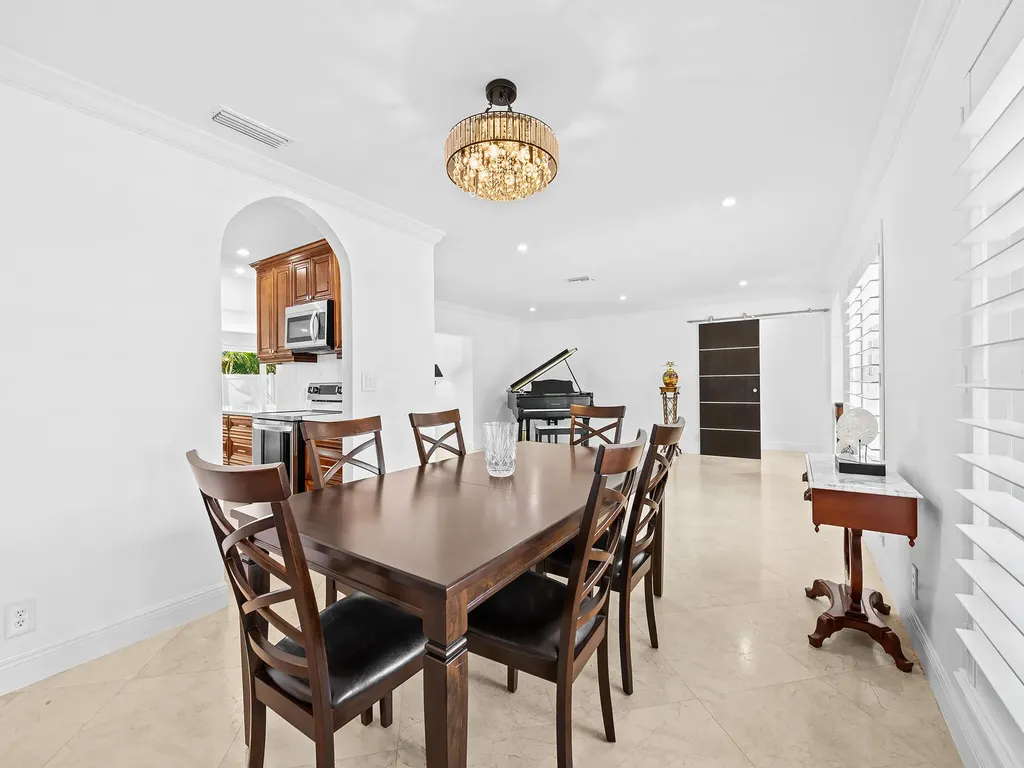 6611 NE 21st Lane Fort Lauderdale FL 33308