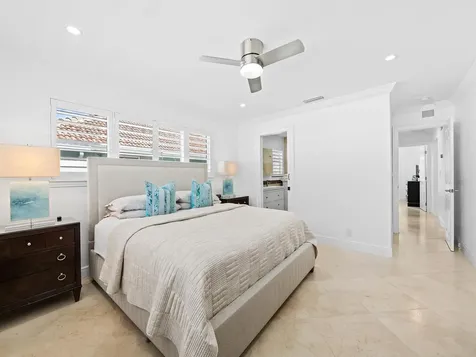 6611 NE 21st Lane Fort Lauderdale FL 33308