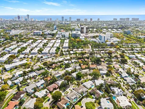 6611 NE 21st Lane Fort Lauderdale FL 33308
