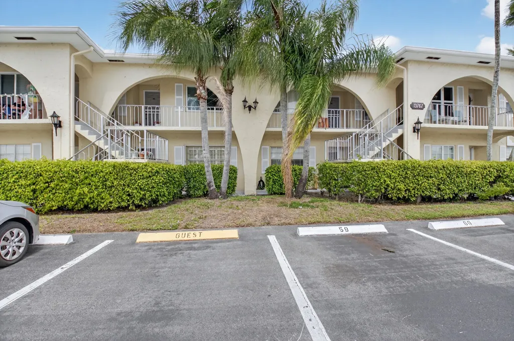 13767 Flora Place Delray Beach FL 33484