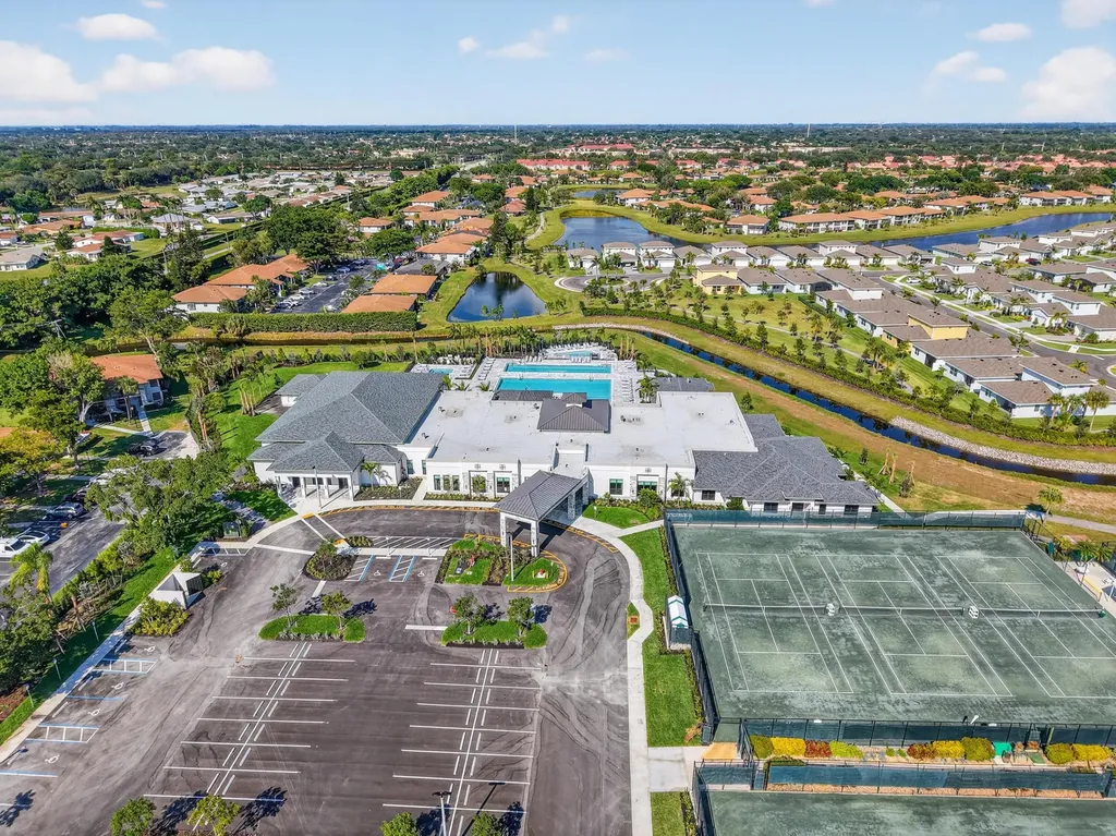 13767 Flora Place Delray Beach FL 33484