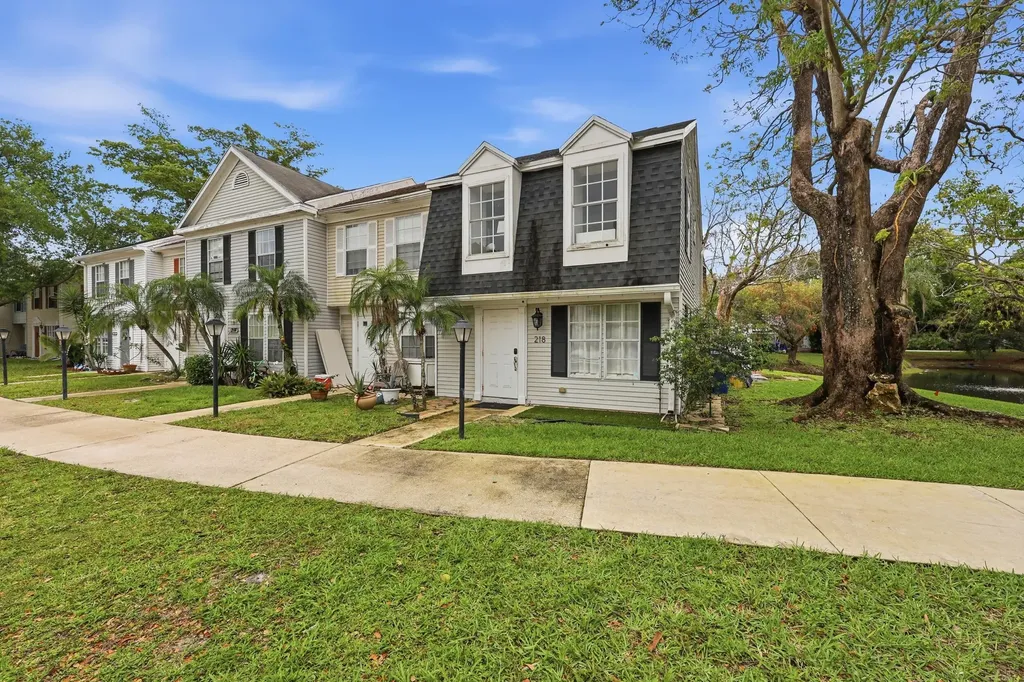 218 Old English Drive Jupiter FL 33458