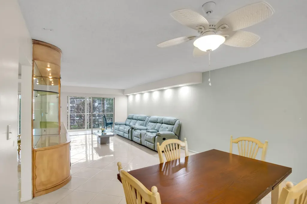 4701 Martinique Drive Coconut Creek FL 33066