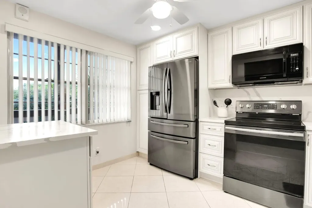 4701 Martinique Drive Coconut Creek FL 33066